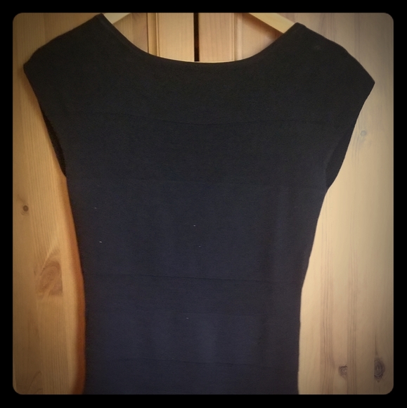 Black chic tshirt - Picture 1 of 3